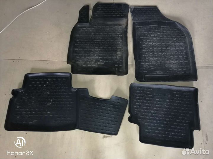 Коврики резиновые оригинал-шевроле лачетти седан)