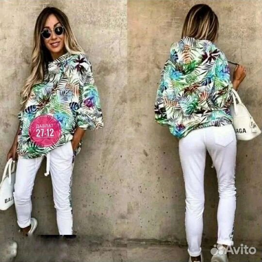 Костюм женский