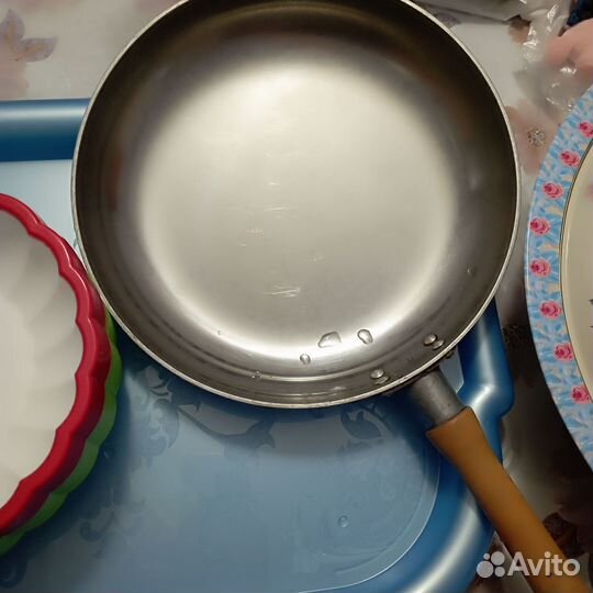 Пластиковая посуда