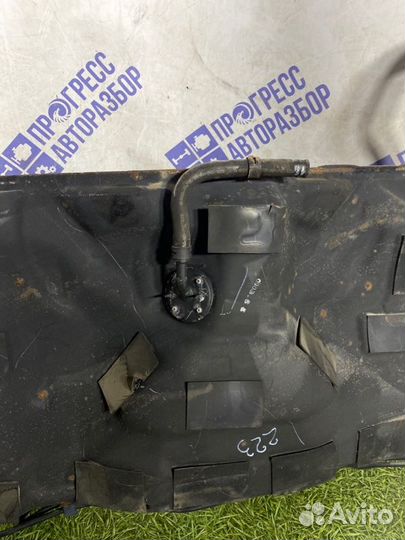 Бензобак Toyota Mark X седан 2.5 4GR 2009