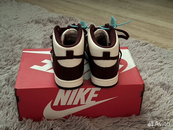 Nike Dunk high burgundy crush