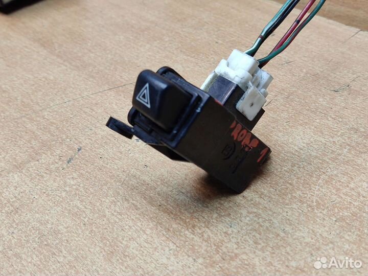 Кнопка аварийки, Ford Probe 1