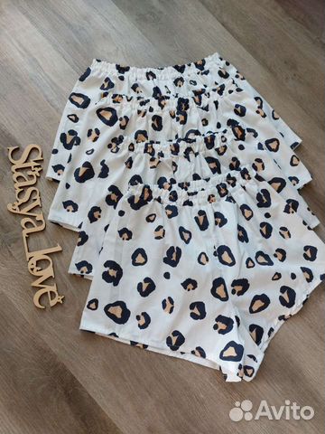 Шорты, пижамы и костюмы