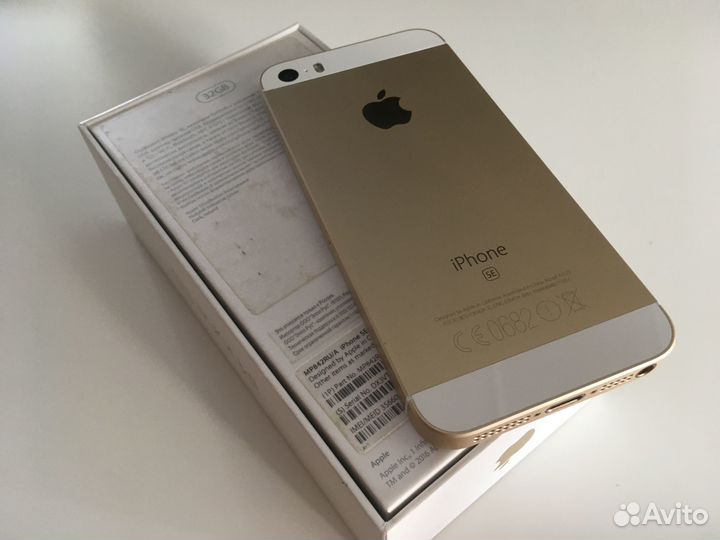 iPhone SE, 32 ГБ