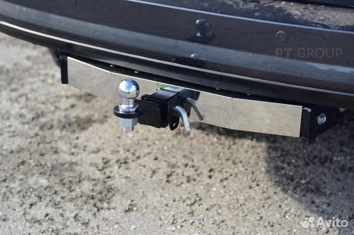 Фаркоп /съемный квадрат/ Toyota Fortuner с 2016