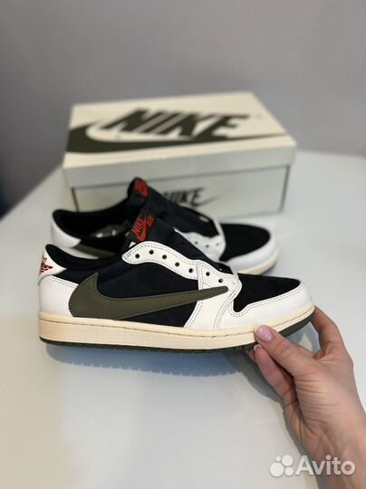 Кроссовки nike air jordan travis scott