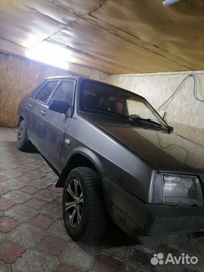 ВАЗ 21099 1.5 МТ, 1993, 200 000 км