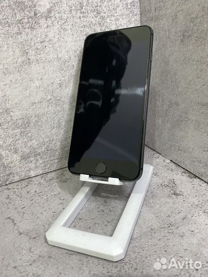 iPhone 8 Plus, 64 ГБ