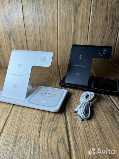 Зарядное устройство 3 в 1 (Новая)