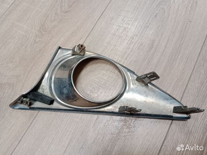 Накладка птф правая (оригинал 52127-33130)