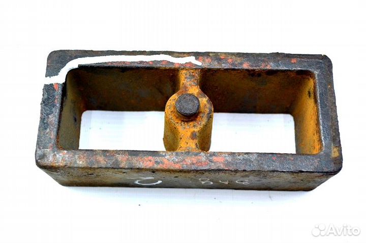 Клиновая проставка под рессору, ведущего моста, правая DAF LF45 (01.01)