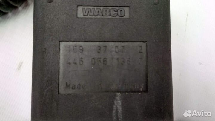 Пульт управления поднятия моста MAN TGA 18.460 (01