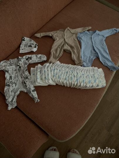 Детские вещи, памперсы отдам бесплатно