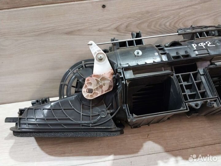 Моторчик печки Renault Megan 3 Fluence вентилятор