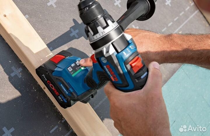 Шуруповерт ударный Bosch GSB 18V-150 C