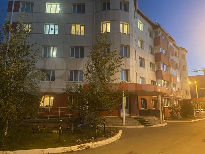 2-к. квартира, 71,2 м², 1/5 эт.