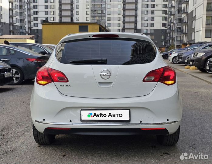 Opel Astra 1.6 AT, 2015, 99 700 км