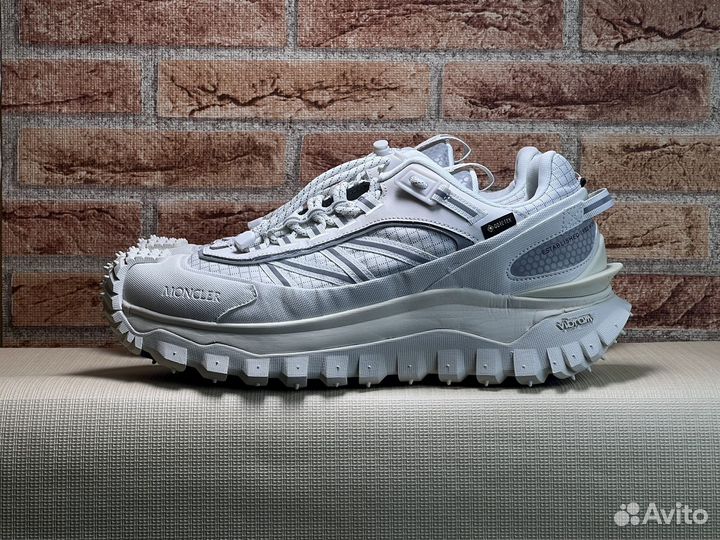 Moncler Trailgrip Gore-Tex White