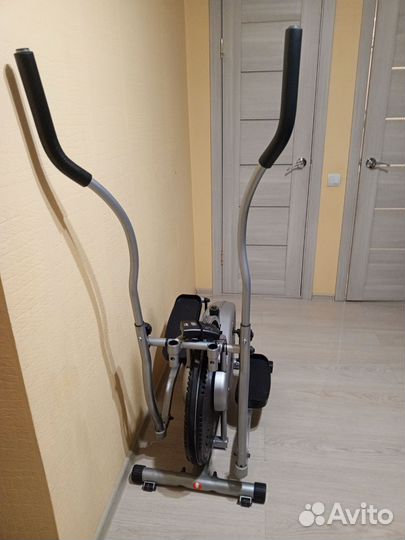 Эллиптический тренажер