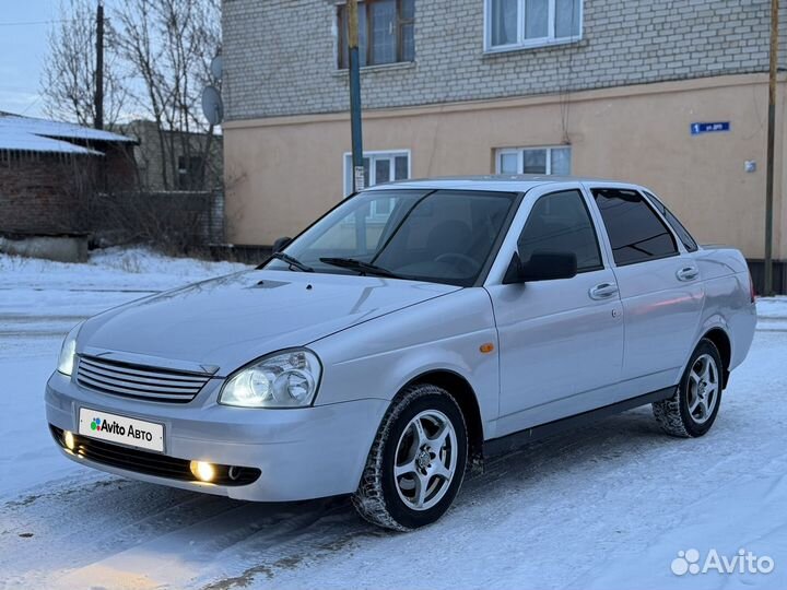 LADA Priora 1.6 МТ, 2009, 235 560 км