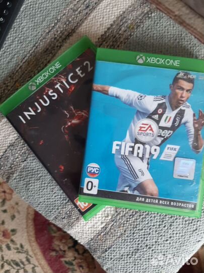 Игровая приставка xbox one 500 гб