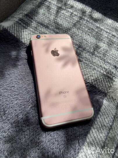 iPhone 6S, 32 ГБ