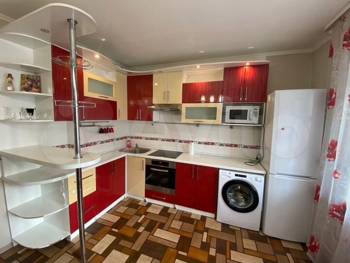 2-к. квартира, 85 м², 10/17 эт.