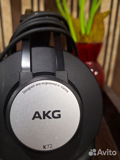 Проводные наушники akg