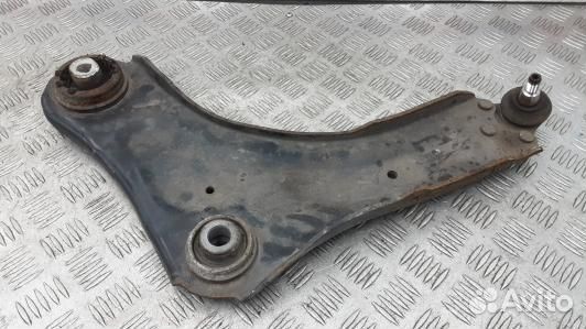 Рычаг передний нижний левый renault scenic 3 (LUK1