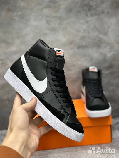 Nike Blazer Mid 77 Vintage Black Sail