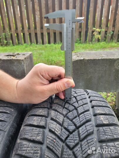 Goodyear UltraGrip Performance+ 215/45 R17