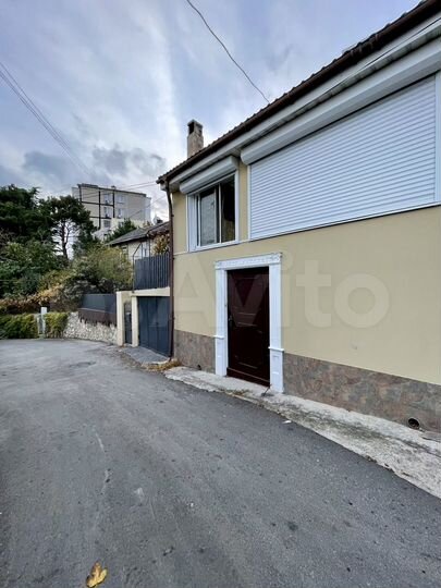 Дом 100 м² на участке 1 сот.