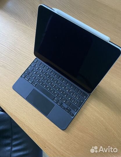 Комплект iPad Pro 2020 magic keyboard apple pencil