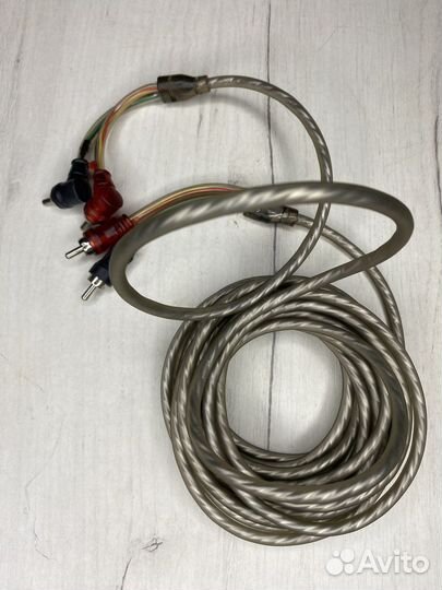 Комплект проводов для сабвуфера тюльпаны