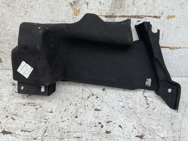 Volkswagen Passat B5+ Обшивка багажника левая