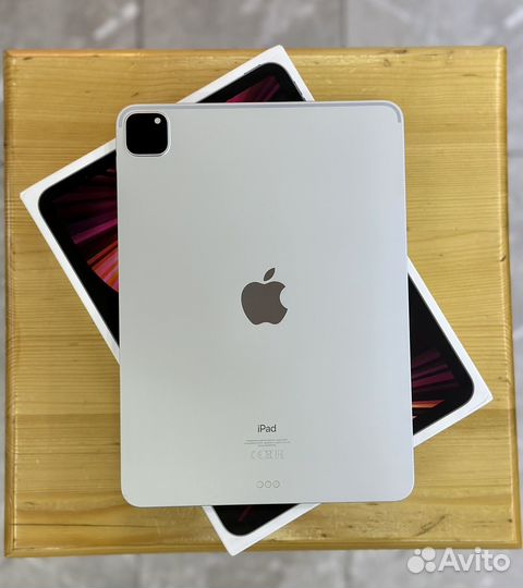 iPad Pro 11” (2021) M1 128Gb Wi-Fi (Silver)