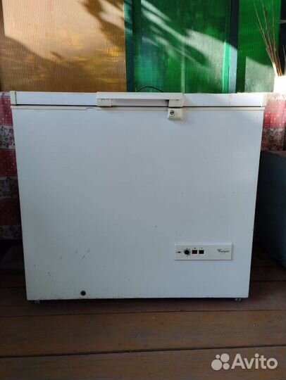 Морозильник, все детали родные фирменные