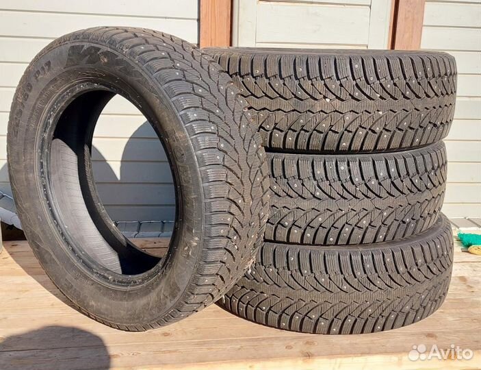 Pirelli Formula Ice 225/60 R17 99T