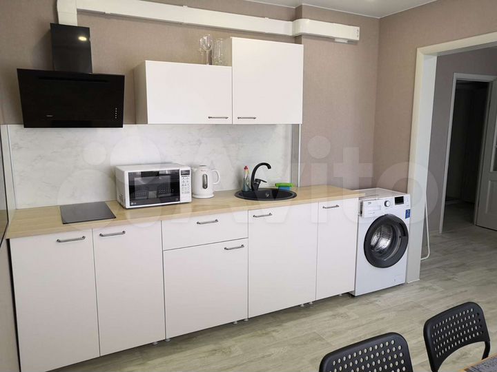 2-к. квартира, 43 м², 2/5 эт.