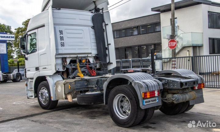 В разборке грузовик Mercedes,Actros mpiii 2009-201