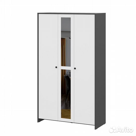 Шкаф 3-х дверный 