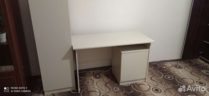 Стол со шкафом