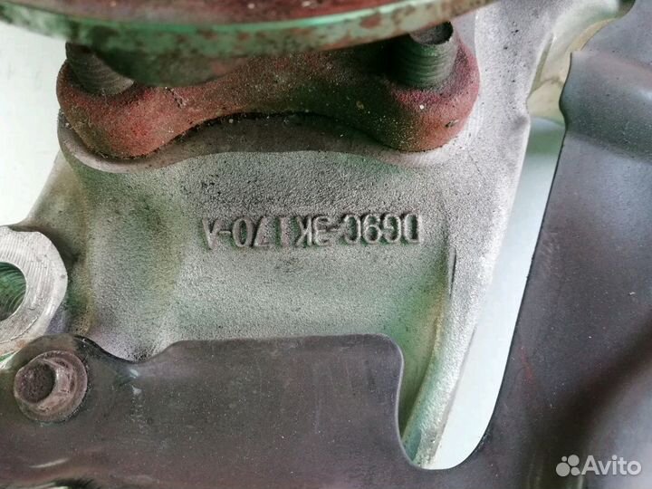 Кулак поворотный правый Форд Мондео 5