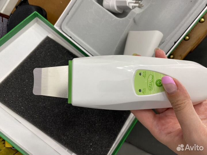 Ультразвуковой аппарат для чистки лица Gezatone