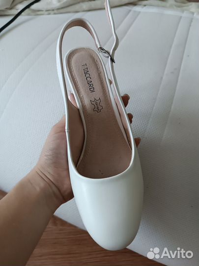 Туфли босоножки женские 36 размер белые