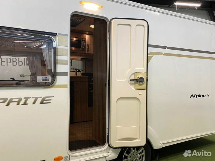 Прицеп-дача Swift Sprite, 2015