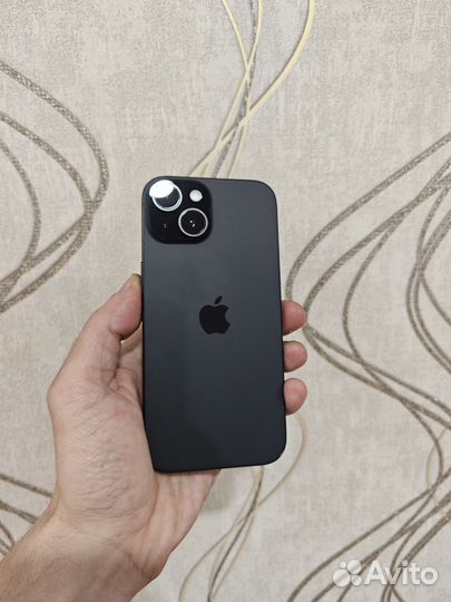 iPhone 15, 256 ГБ