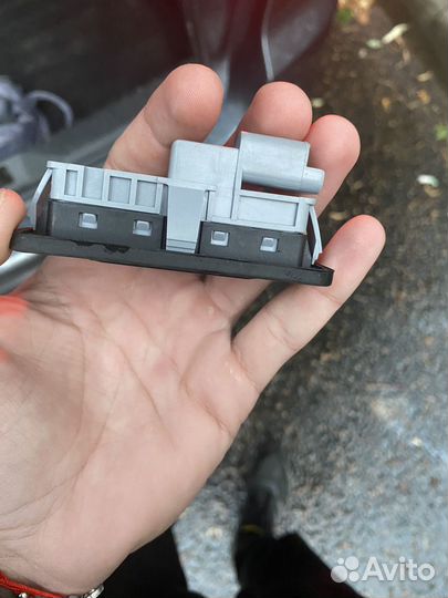 Кнопка открывания багажника LADA granta