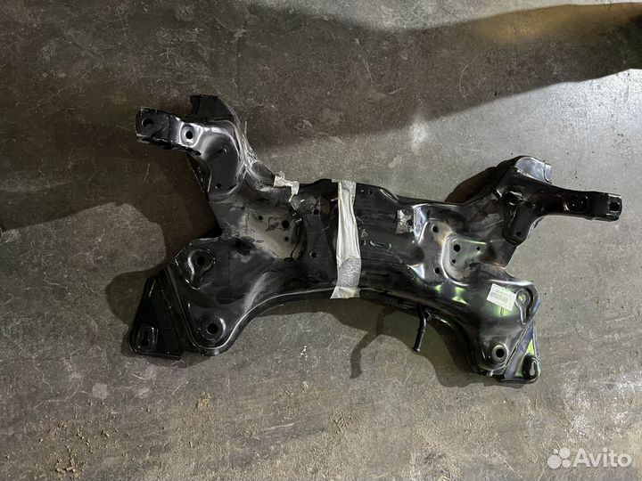 Подрамник передний Kia sportage 3 hyundai Ix35