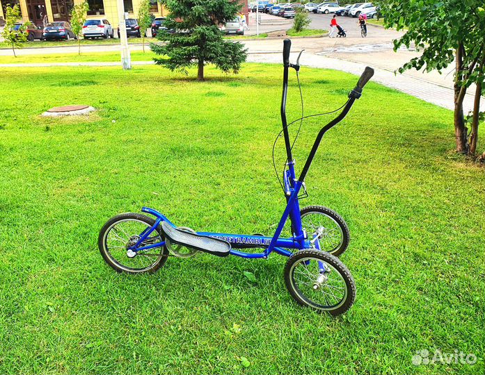 Велосипед эллиптический для пробежки на природе